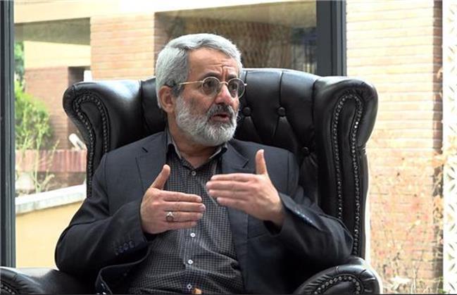 عباس سلیمی نمین، پژوهشگر تاریخ و فعال سیاسی اصولگرا:طرح صیانت محصول اندیشه  عده ای محدودنگر است / نظام در آینده از لاریجانی استفاده می کند / درباره  ناطق نوری شیطنت کردند /