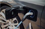 کاهش ناترازی بنزین با ورود خودروهای برقی