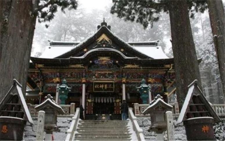 برف ۸۰ سانتی‌متری در ژاپن