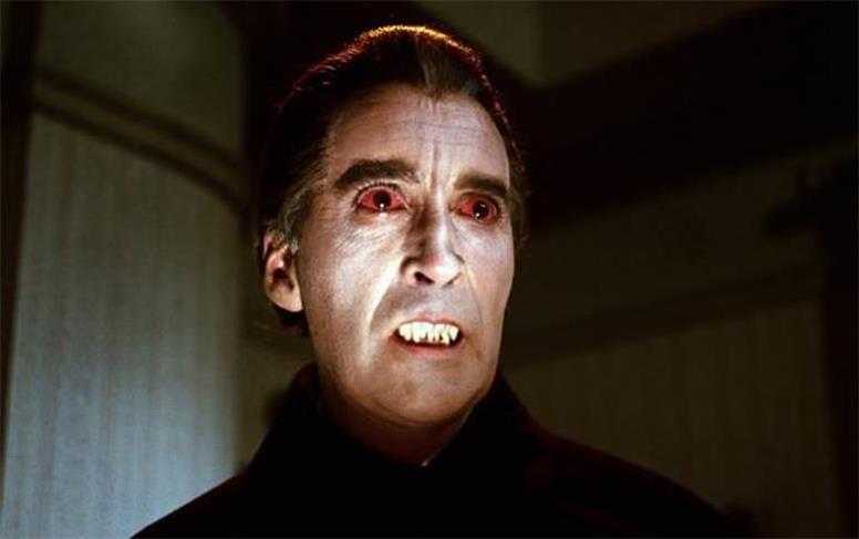 تاریخ باشکوه و هولناک خون‌آشام‌ها