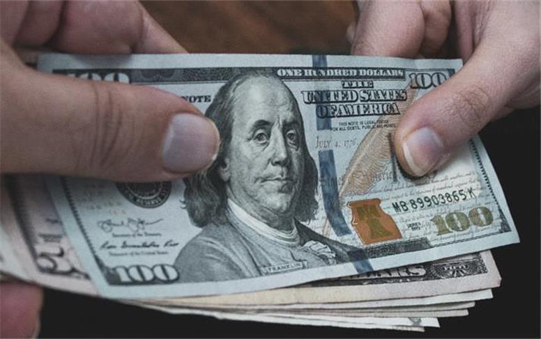 آیا ریزش دلار در راه است؟