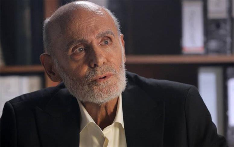 تصویر جمشید هاشم‌پور در فیلم «مارون»