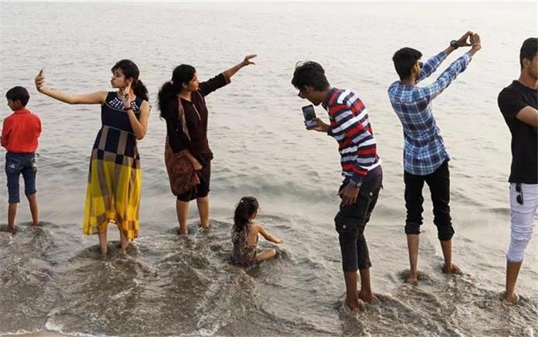 هنر عکاسی از سیاره عجیب ما»