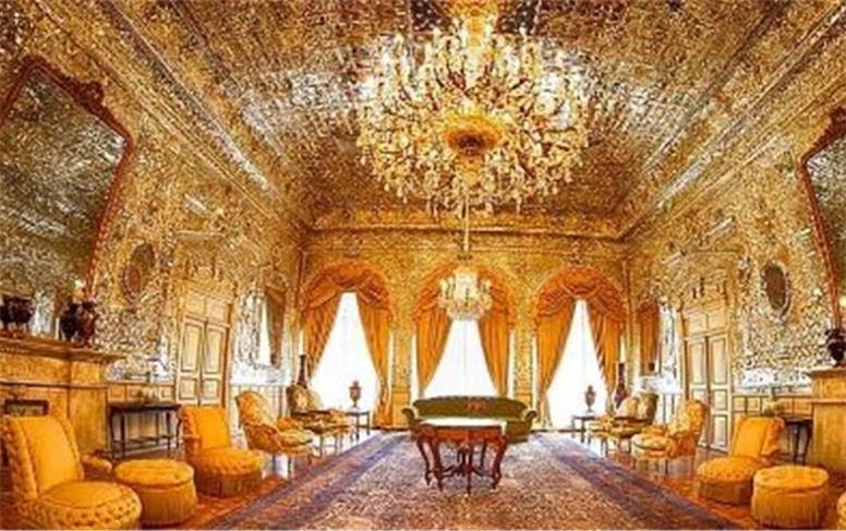 آسیب به کاخ گلستان