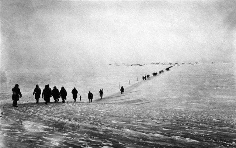 شهادت به رنج مطلق