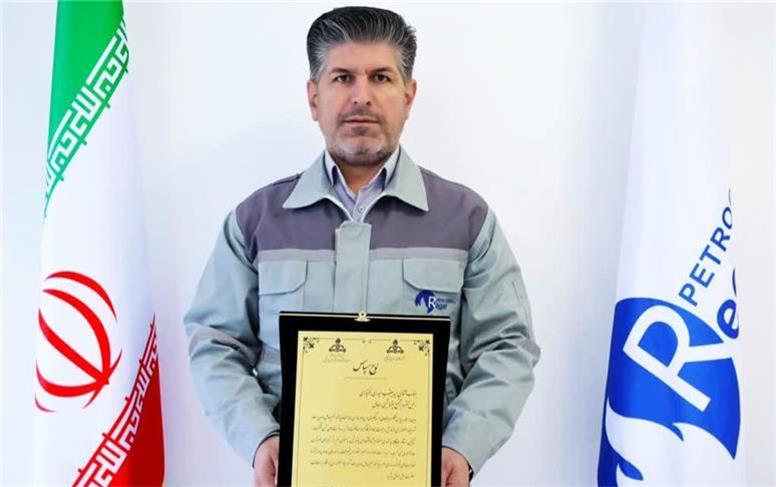 تقدیر از رئیس مجتمع پتروشیمی رجال به عنوان نفر برتر پدافند غیرعامل صنعت پتروشیمی کشور