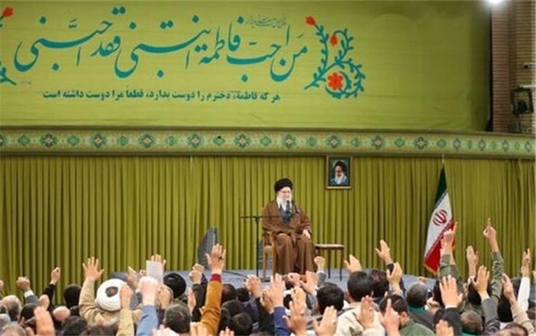 رهبر انقلاب: کمبودهای زیادی داریم اما کشور در حال پیشرفت است