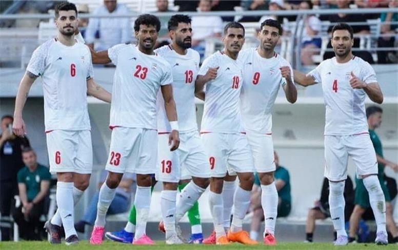 رنگ پیراهن تیم ملی ایران در جام جهانی