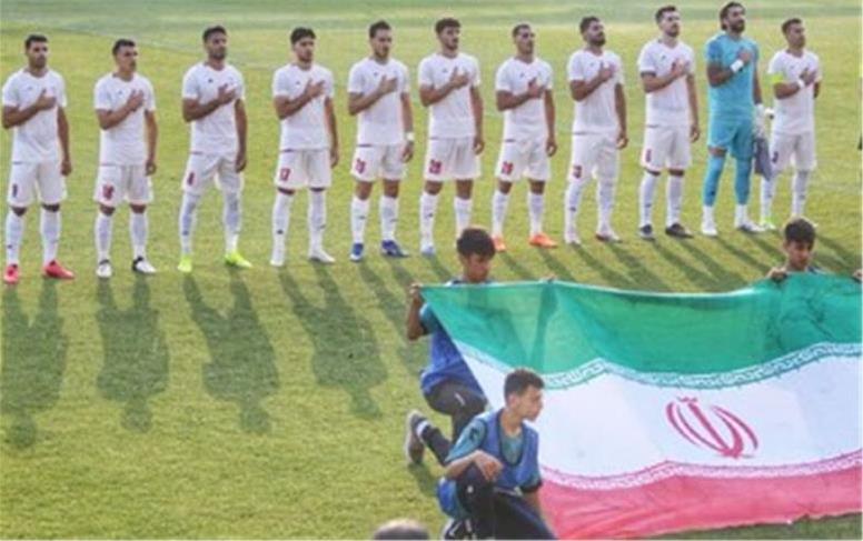 فوتبالیست های جوان، پشت سر پیرمردها ماندند!
