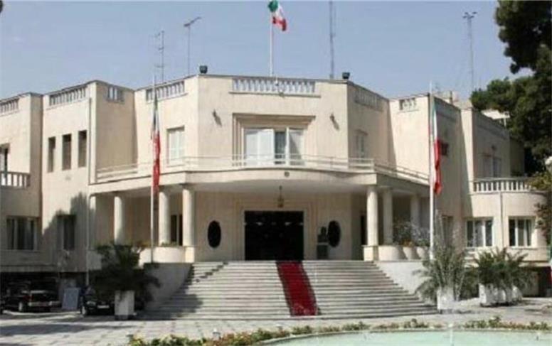 عددها از سیاستگذاران صریح‌تر حرف می‌زنند