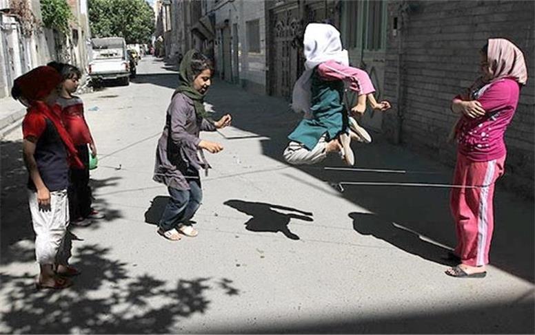 بچه ها فقط بازی کنند