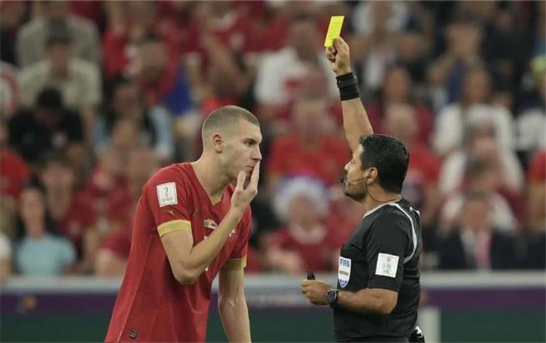17 بازیکن جام جهانی در خطر محرومیت