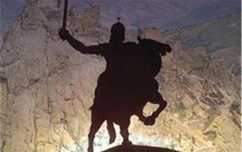 حمله امام جمعه تبریز به یک تئاتر