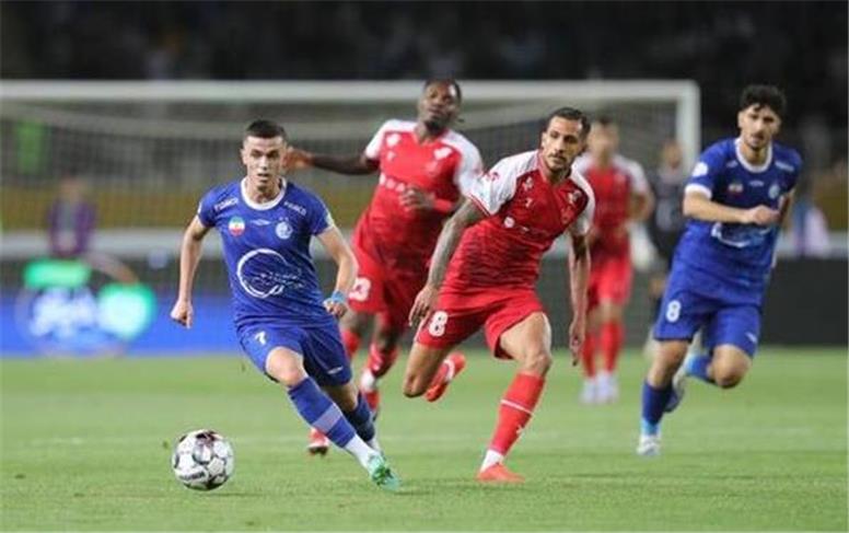 پرسپولیس به دنبال شکایت از یاسر آسانی!