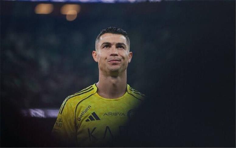 پیام طعنه‌آمیز باشگاه الاتحاد برای رونالدو