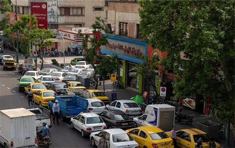 علت صف‌های طولانی در پمپ‌ بنزین‌‌ها