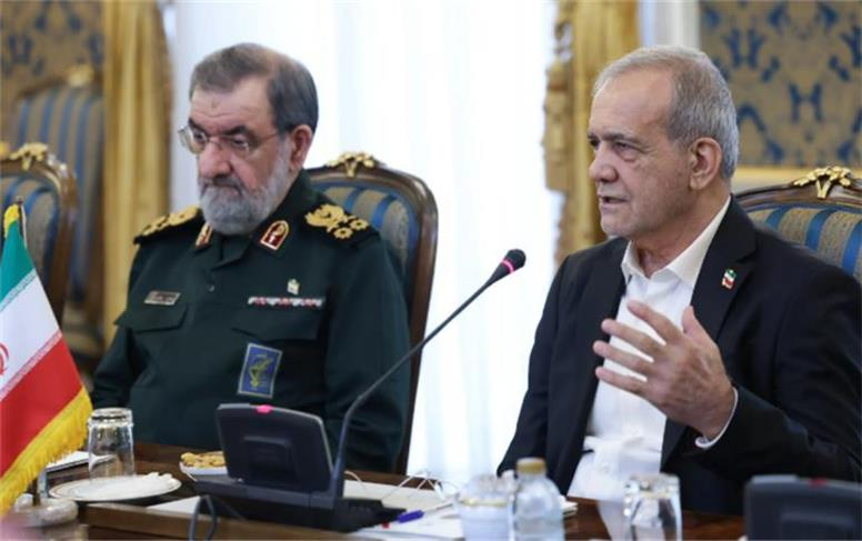 پزشکیان: ایران به‌دنبال سلاح هسته‌ای نیست؛ کشورهای اسلامی باید متحد شوند