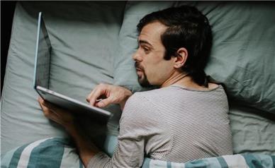 الگوی کار یک‌ساعته: آیا «میکروشفتینگ» رازِ زندگیِ شاد و متوازن است؟