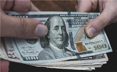 آیا ریزش دلار در راه است؟