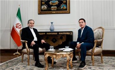 عراقچی: ما فقط درباره برنامه هسته‌ای خود با آمریکا مذاکره می‌کنیم؛ موضوعات دیگر قطعا منتفی است