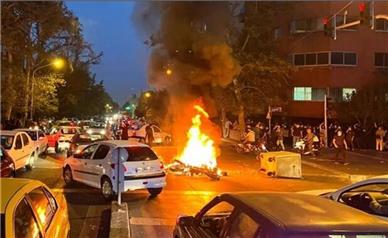 شهادت ۲۲ دانش‌آموز و ۵ معلم در دی ماه