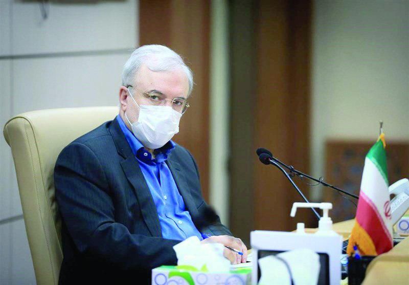 وزیر بهداشت : مجوز مصرف اولین واکسن ایرانی کرونا صادر شد